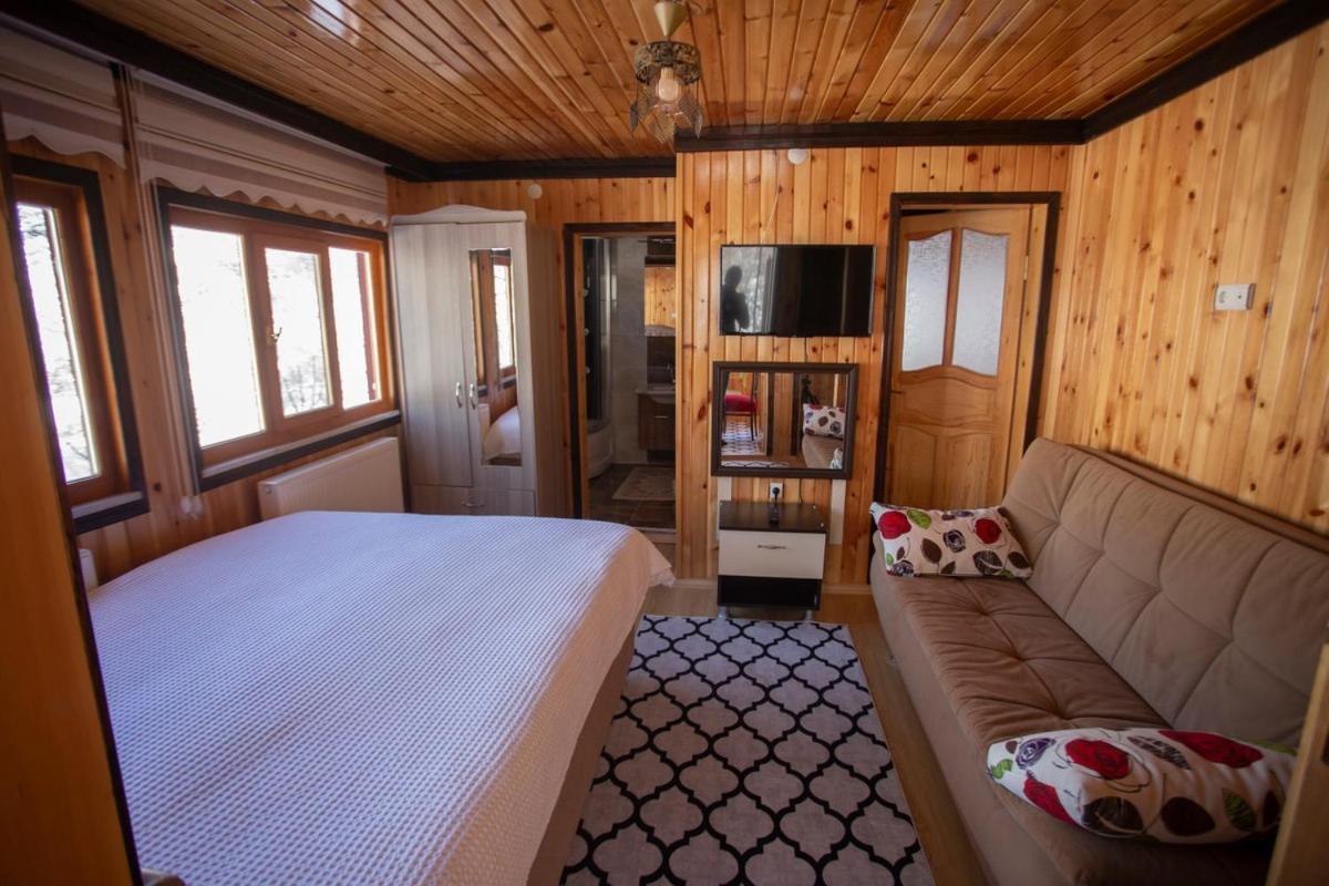 Abant Yesil Vadi Koc Pansiyon Dereceören 部屋 写真